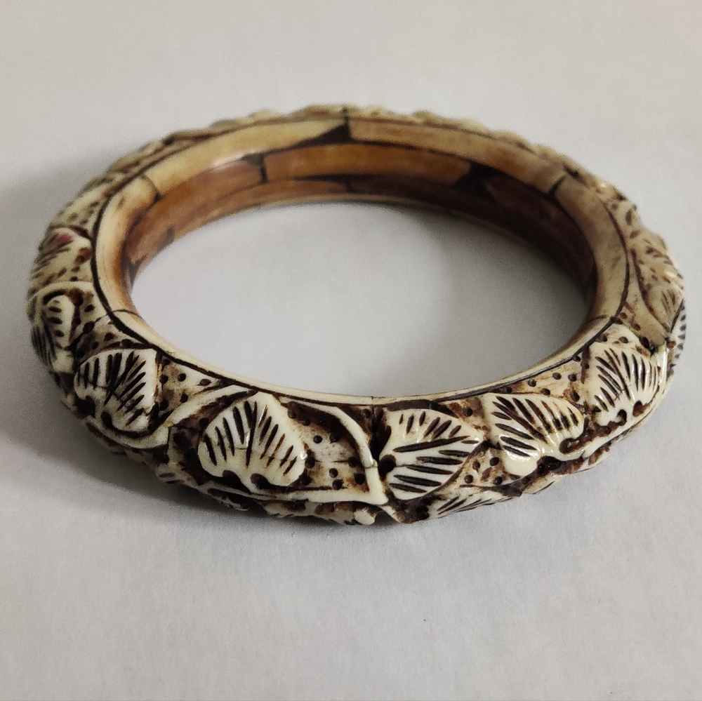 Vintage Carved Ox Bone Bangle Bracelet